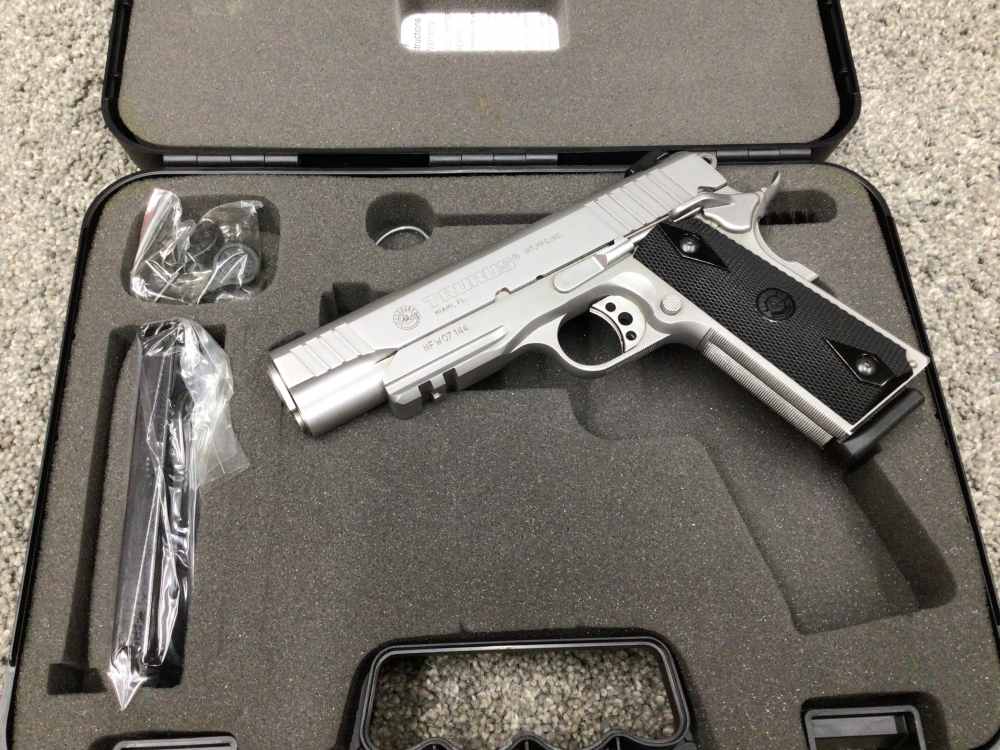 Taurus PT-1911 AR 45acp 5” Stainless-img-0