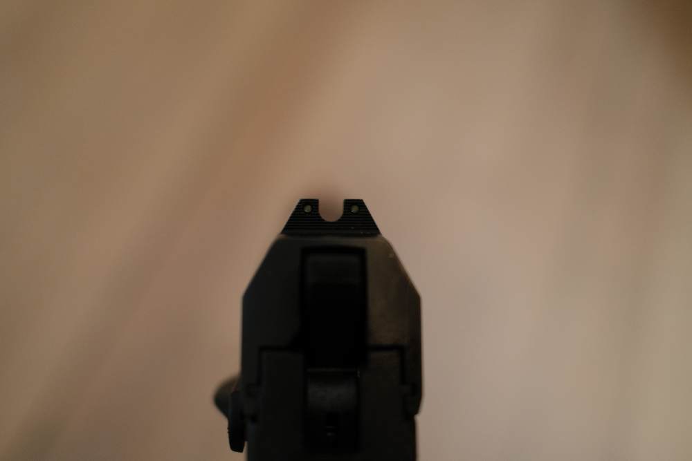  H&K USP9 V1 9mm - Fully Upgraded Trigger, Match Hammer, Trijicon Sights-img-4