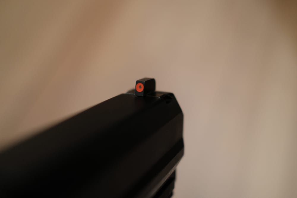  H&K USP9 V1 9mm - Fully Upgraded Trigger, Match Hammer, Trijicon Sights-img-3