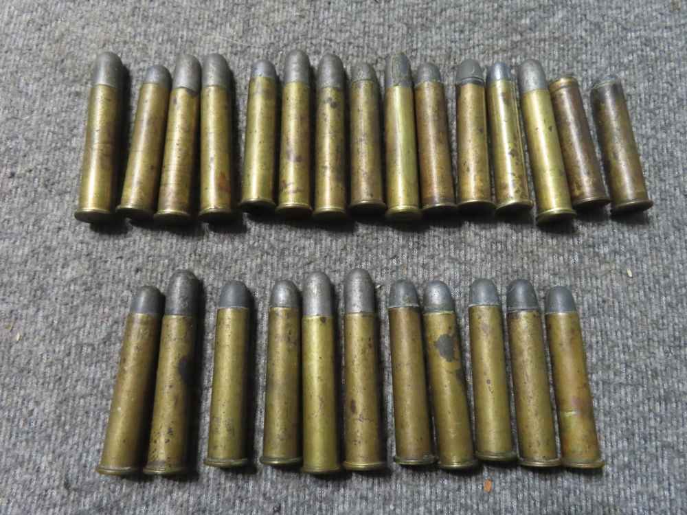 25 ROUNDS ANTIQUE 45/70 CARTRIDGE COLLECTION, MANY MAKERS, HEADSTAMPS-img-1