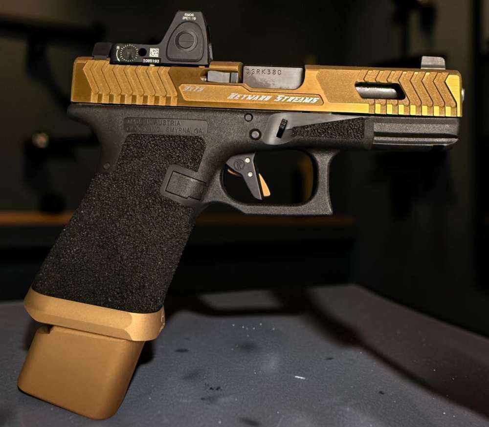 Glock 19 Custom|Precision-milled OEM SLIDE| Burnt Bronze Cerakote-img-3