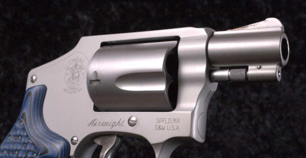 PENNY AUCTION!! Beautiful Smith & Wesson 642-1 Airweight in .38Spl-img-6