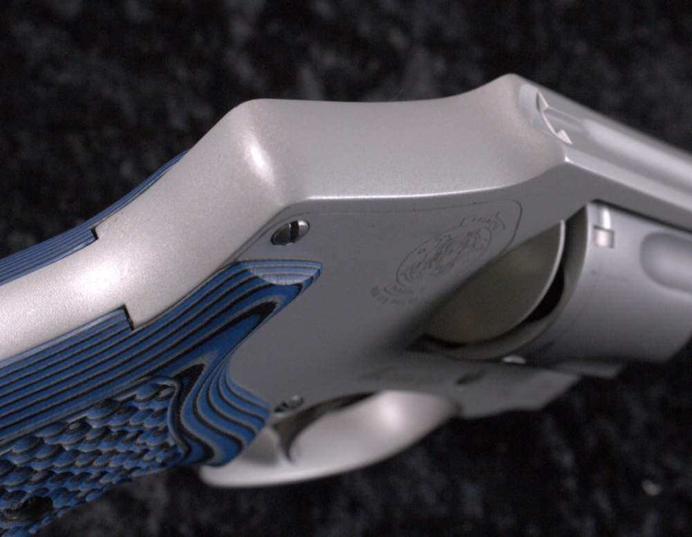 PENNY AUCTION!! Beautiful Smith & Wesson 642-1 Airweight in .38Spl-img-8