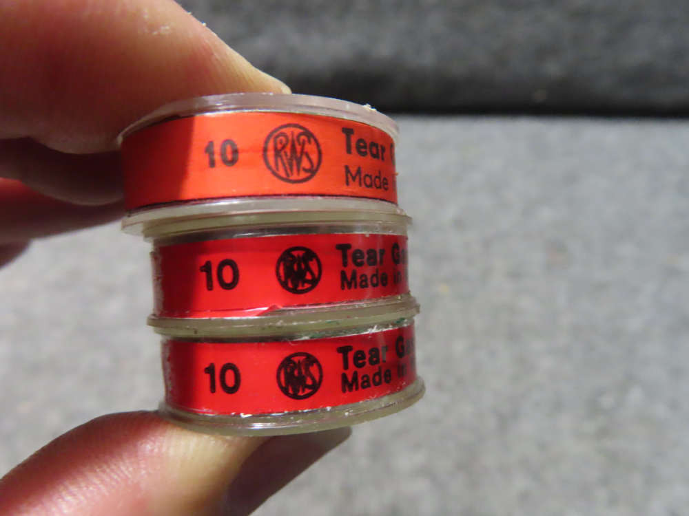 40 ROUNDS GERMAN MADE .22 CALIBER TEAR GAS CARTRIDGES, SEALED CONTAINERS-img-4