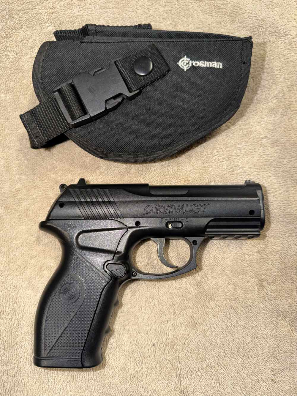 Crosman C11 Survivalist CO2 BB Gun Air Pistol Factory Holster Beretta 92-img-0