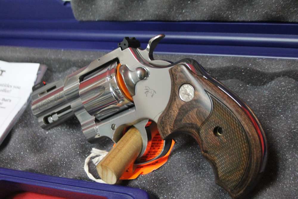 RARE LIMITED Colt Python 357 Magnum Round Butt 2.5 Inch davidson exclusive!-img-2