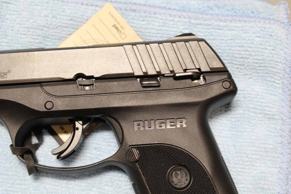 Ruger EC9s 9mm 7+1 capacity, excellent condition-img-2