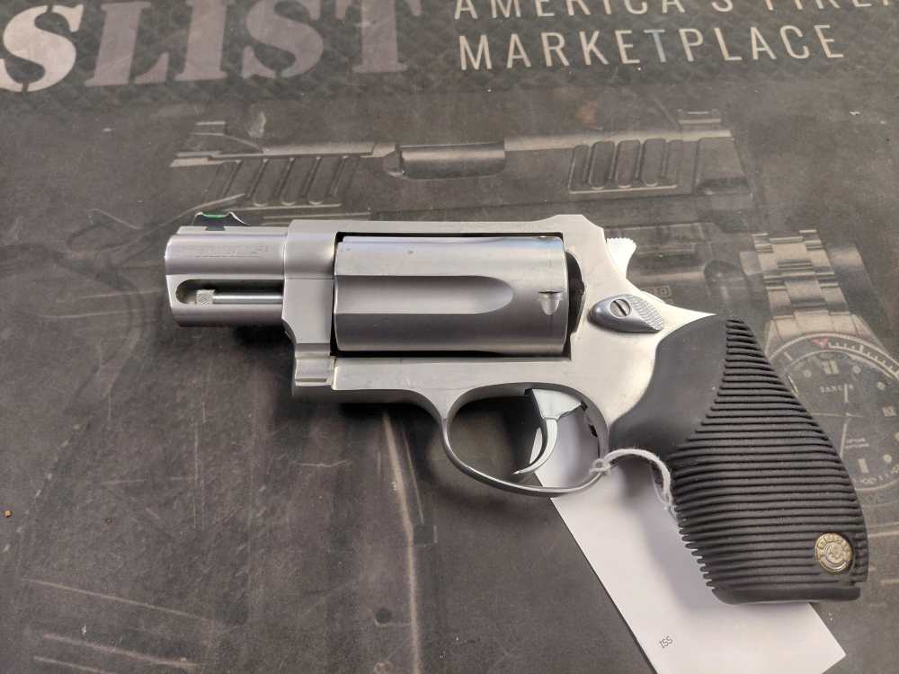 TAURUS THE JUDGE-img-0