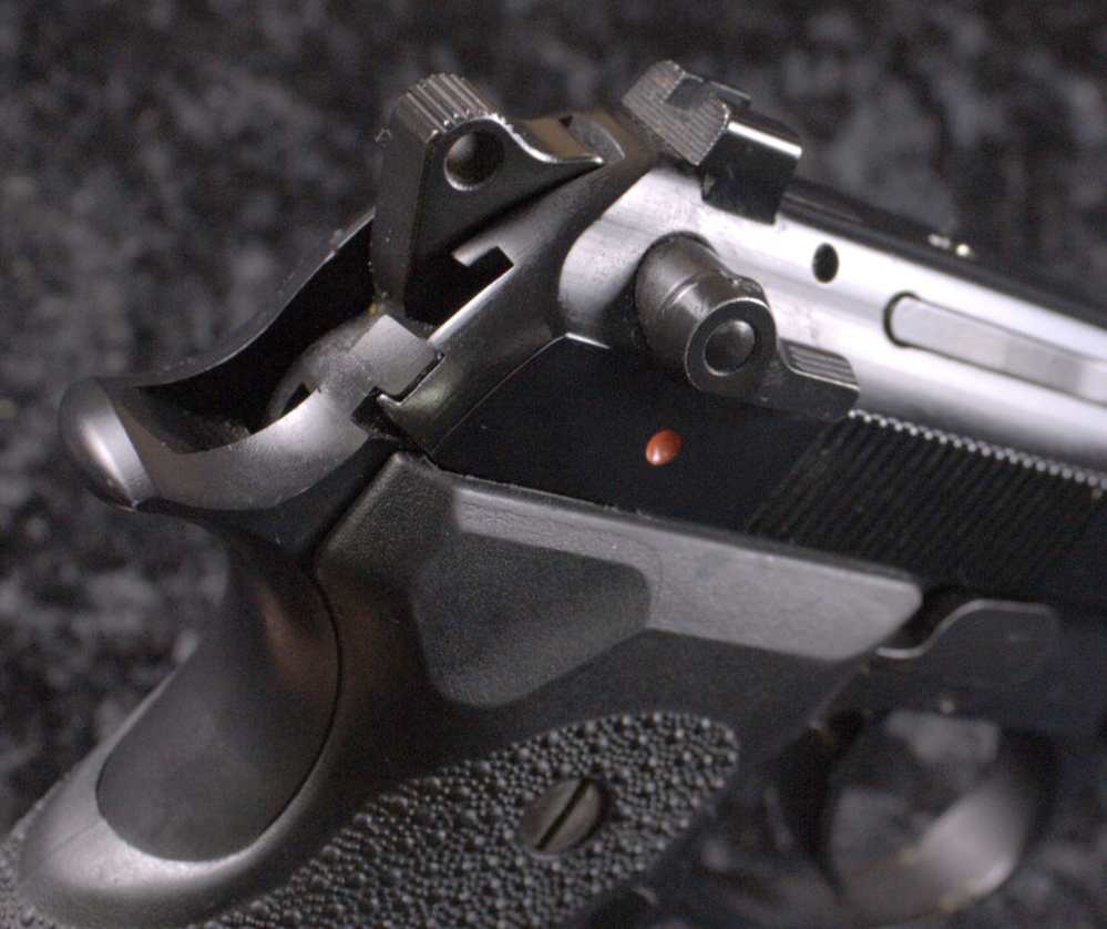 PENNY AUCTION!! Stunning Beretta 92X in 9mm *OEM Box, Papers*-img-9
