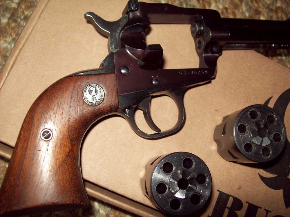 Ruger NEW MODEL single- six Combo.22-img-10