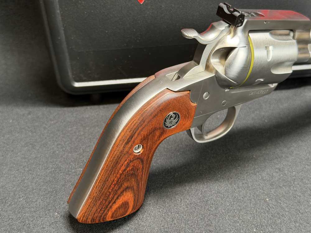 2024 Ruger Blackhawk Flattop Bisley 44 Special 5.5" Stainless Lipseys 5250-img-4