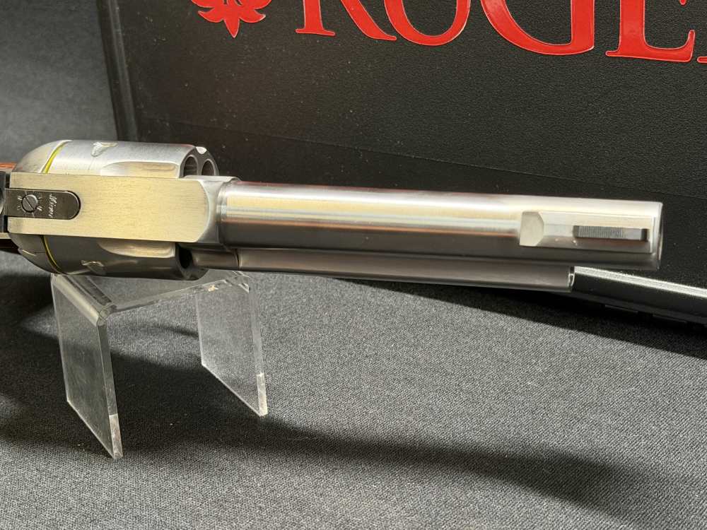 2024 Ruger Blackhawk Flattop Bisley 44 Special 5.5" Stainless Lipseys 5250-img-12