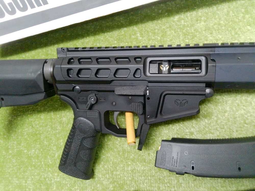 Wraithworks Warscorp 9 SBR 9mm 8.5" X2 32rnd Side Charging Unfired!-img-4