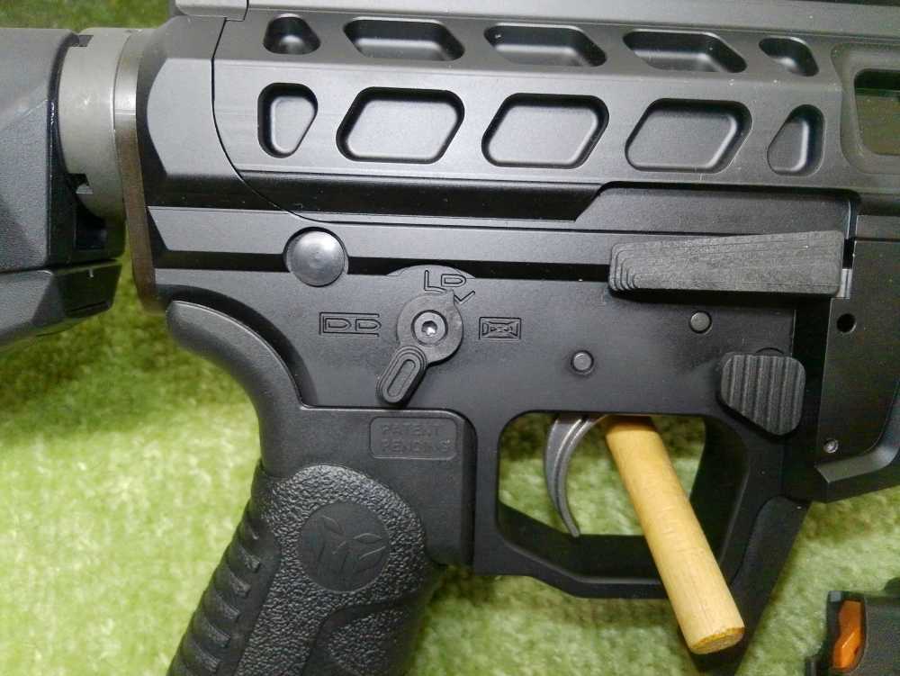 Wraithworks Warscorp 9 SBR 9mm 8.5" X2 32rnd Side Charging Unfired!-img-3