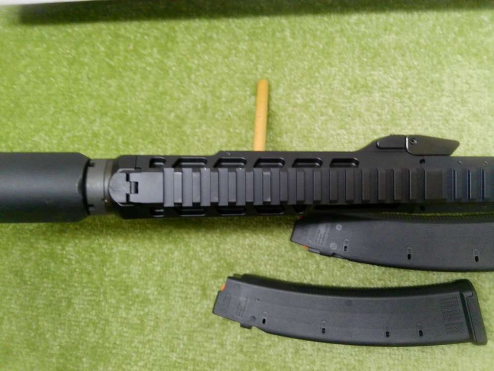 Wraithworks Warscorp 9 SBR 9mm 8.5" X2 32rnd Side Charging Unfired!-img-8
