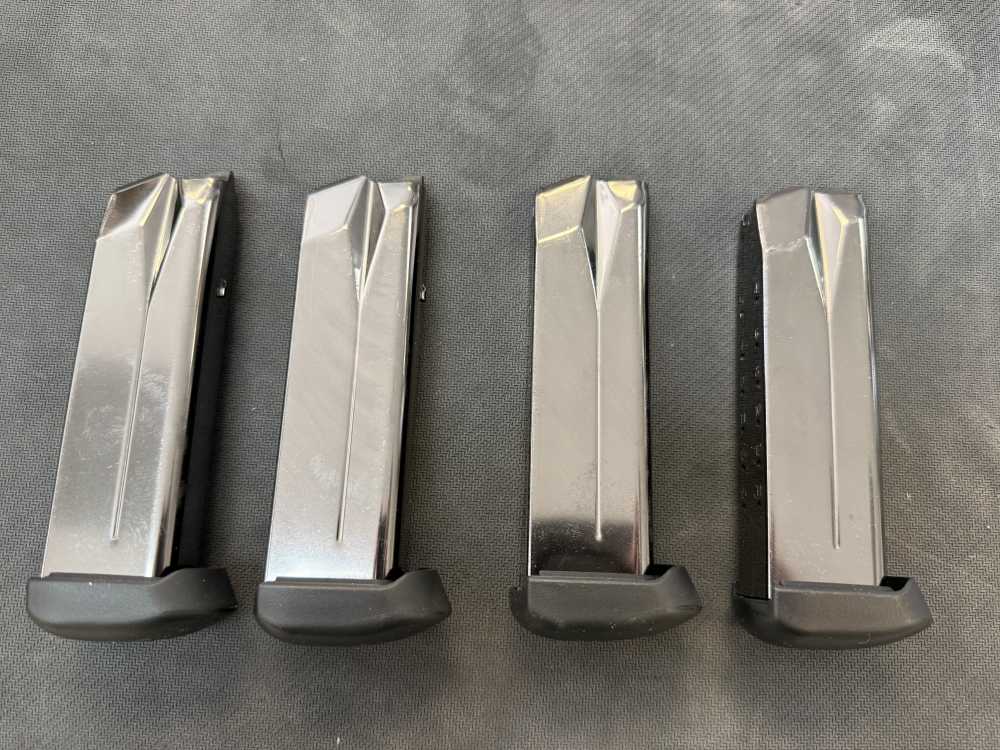 Lot of 4 FN FNX-45 15 round magazines 45ACP Black baseplate FNX45 -img-0
