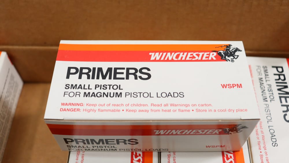 N.I.B.- WINCHESTER SMALL PISTOL MAGNUM LOAD PRIMERS 5000 COUNT-img-8