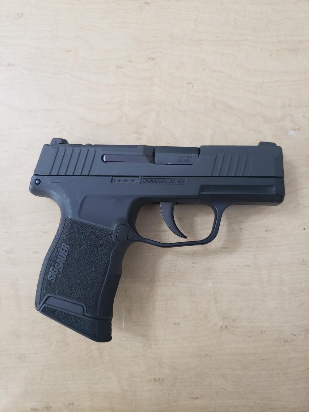 Sig Sauer P365 .380 ACP-img-1
