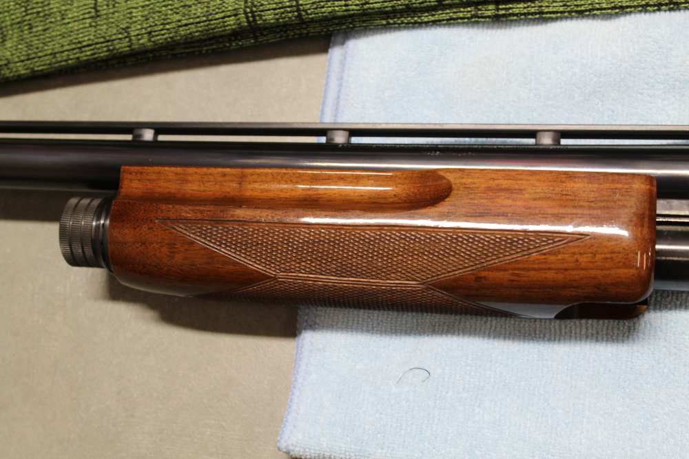 Browning BPS Field Deluxe pump action, Vent Rib, 12 Gauge, 28-inch barrel-img-28