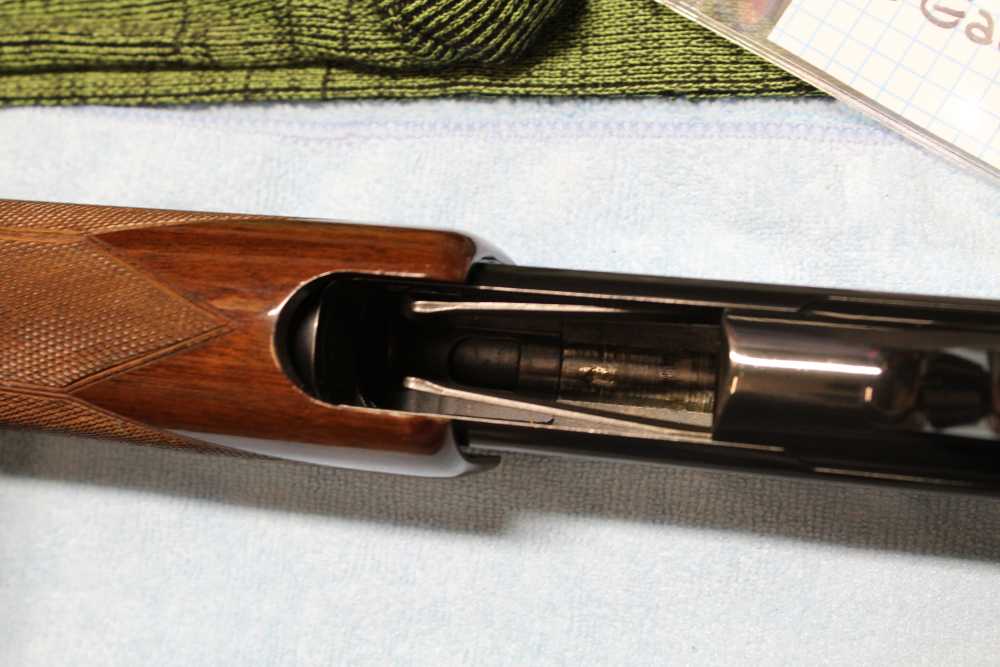 Browning BPS Field Deluxe pump action, Vent Rib, 12 Gauge, 28-inch barrel-img-33