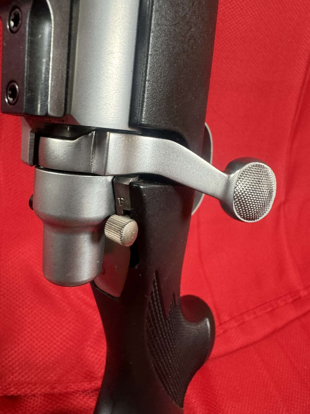 Remington 700 BDL 7mm Rem Ultra Mag stainless -img-11