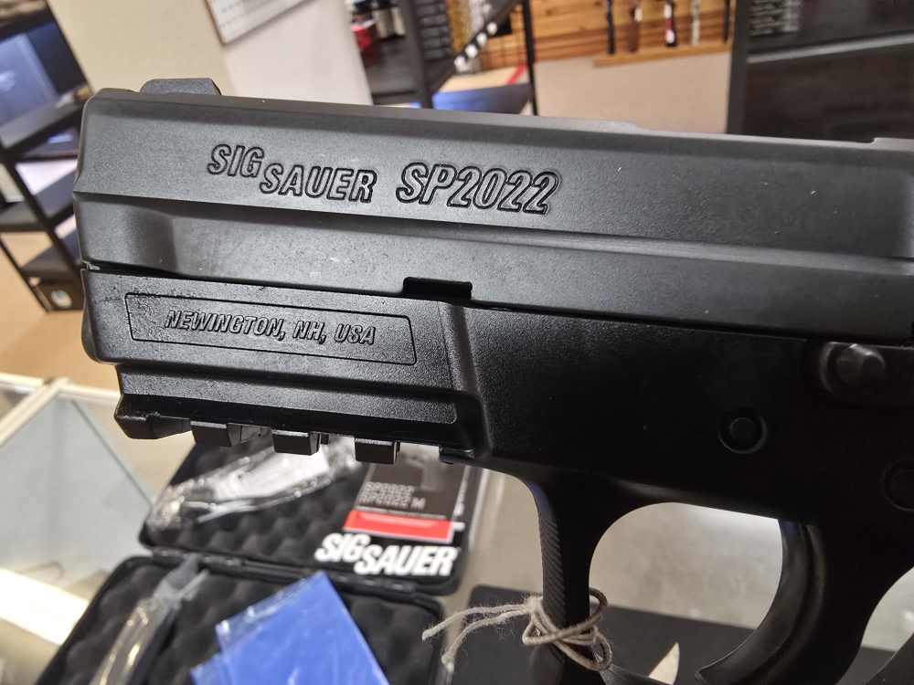 SIG SAUER SP2022 9MM LUGER PISTOL-img-3