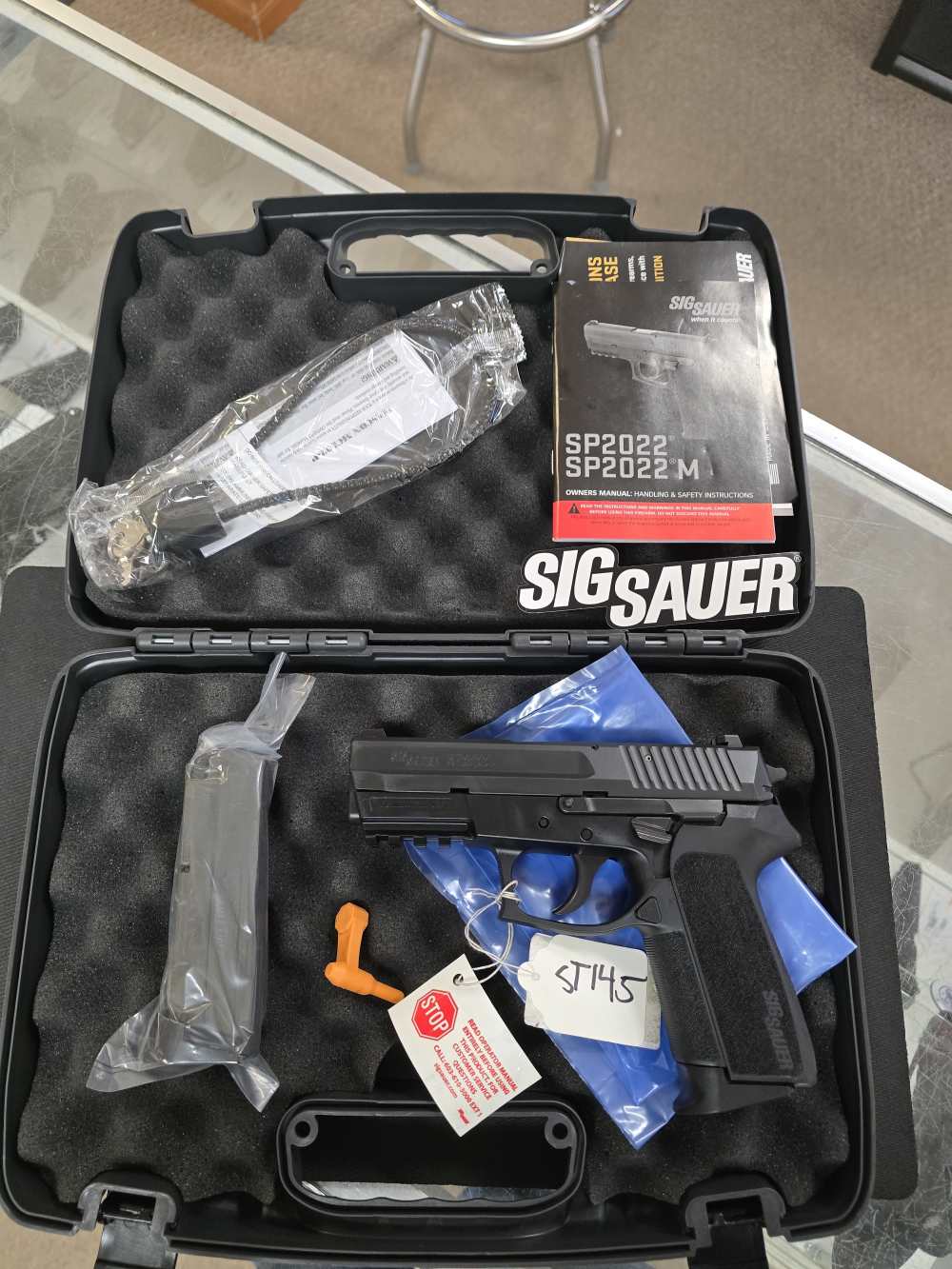 SIG SAUER SP2022 9MM LUGER PISTOL-img-0