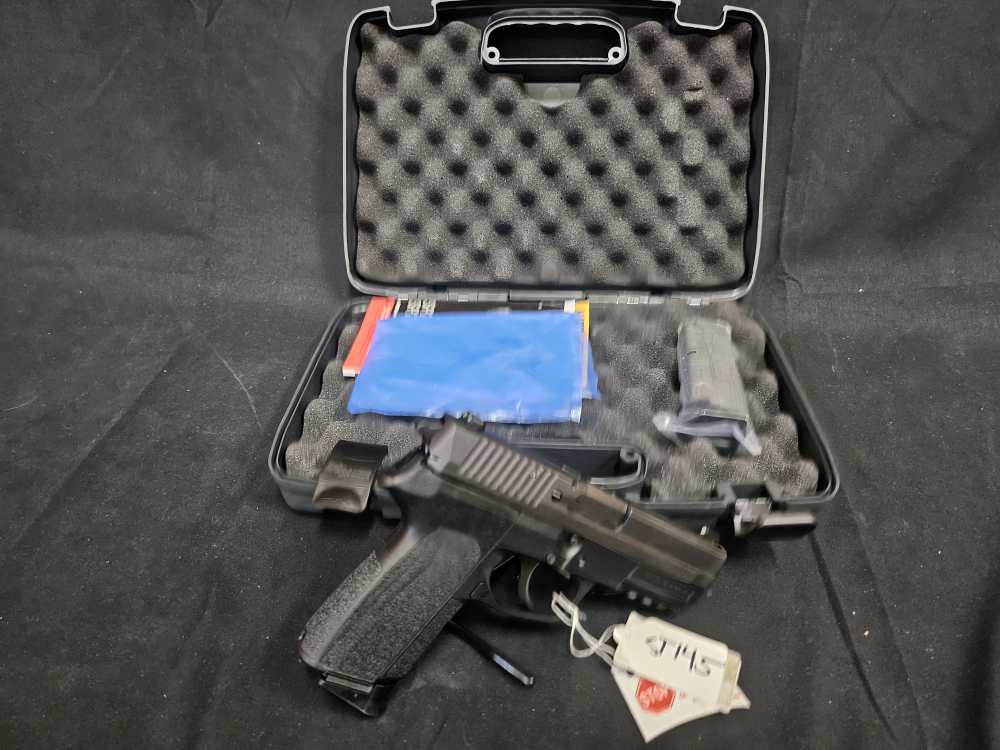 SIG SAUER SP2022 9MM LUGER PISTOL-img-8
