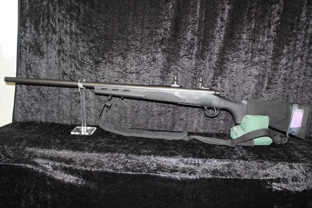 REMINGTON 700 .243 WIN Heavy Barrel, Rings and Sling-img-5