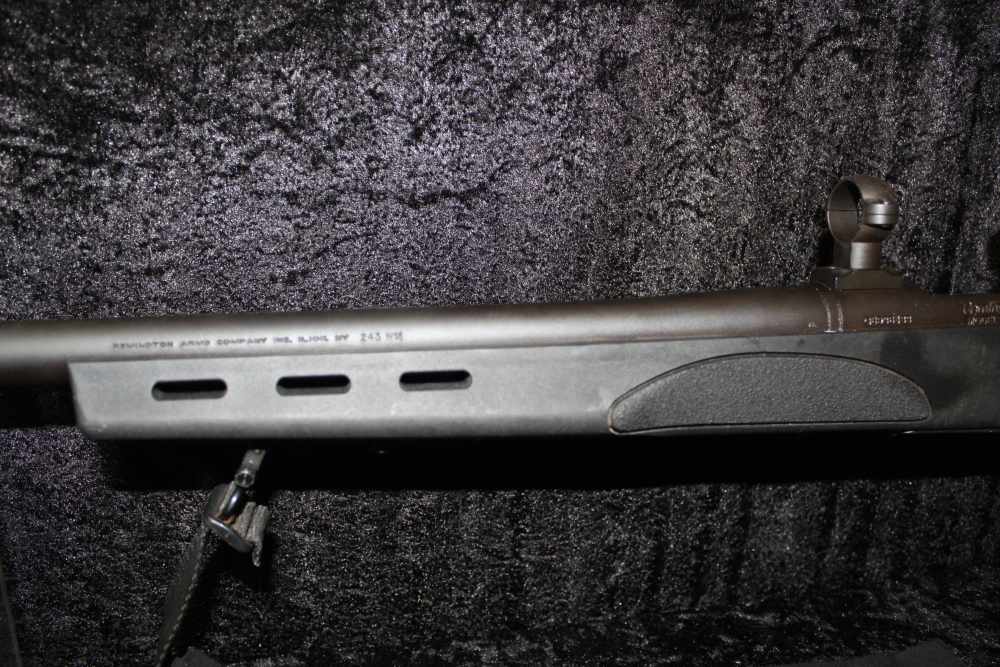 REMINGTON 700 .243 WIN Heavy Barrel, Rings and Sling-img-9