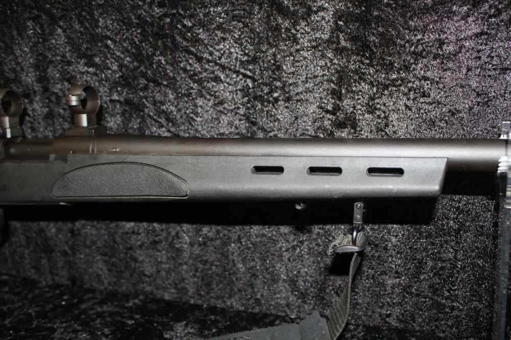 REMINGTON 700 .243 WIN Heavy Barrel, Rings and Sling-img-3