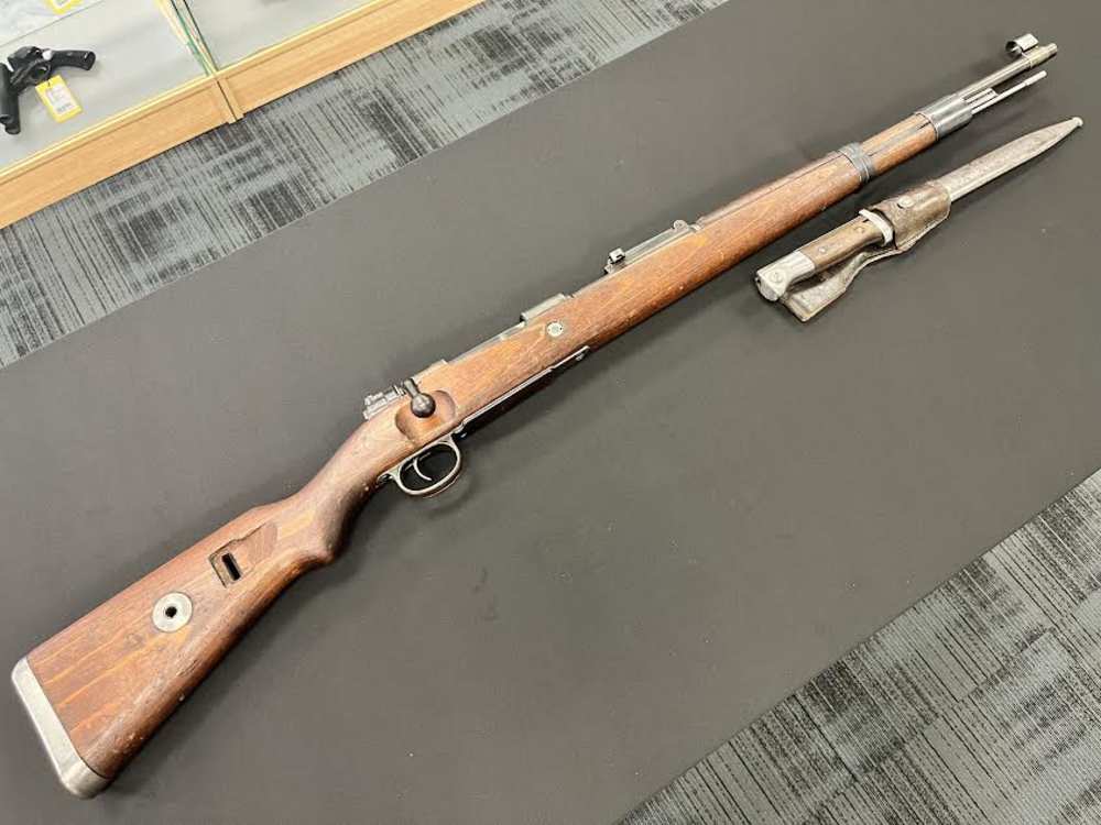 1944 MAUSER K98 SS ISSUED W/ TOTEMKAMPF STAMP + SS ENGRAVED BAYONET-img-0