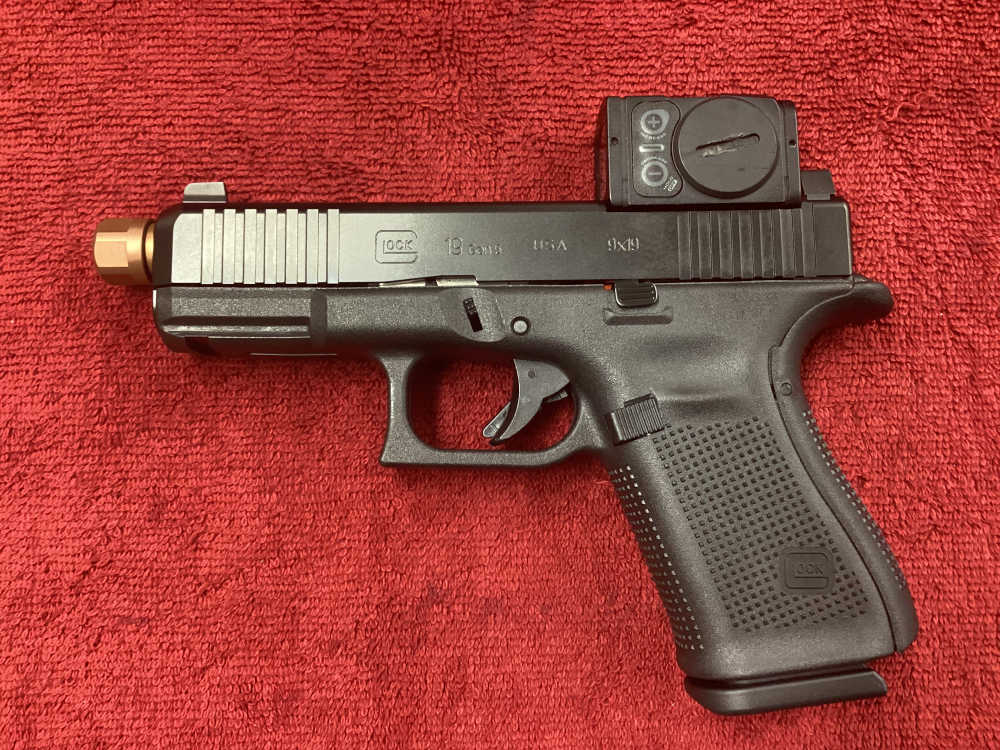 Glock 19 Gen 5 9MM + Aimpoint ACRO P-2 3.5MOA Threaded Barrel Bronze +2Mags-img-2