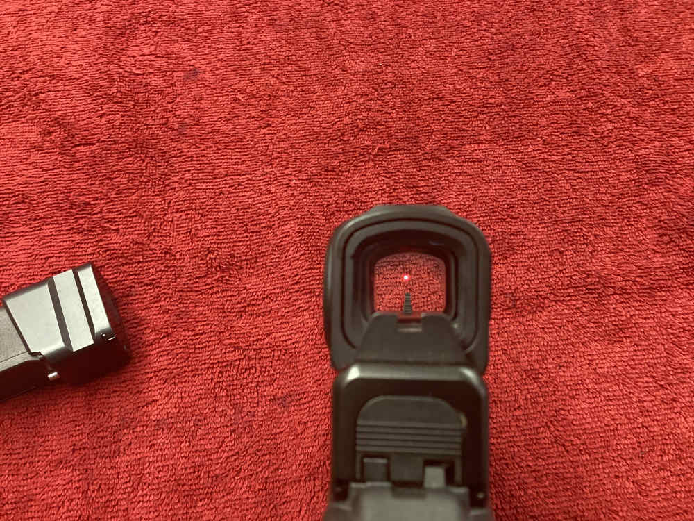 Glock 19 Gen 5 9MM + Aimpoint ACRO P-2 3.5MOA Threaded Barrel Bronze +2Mags-img-10