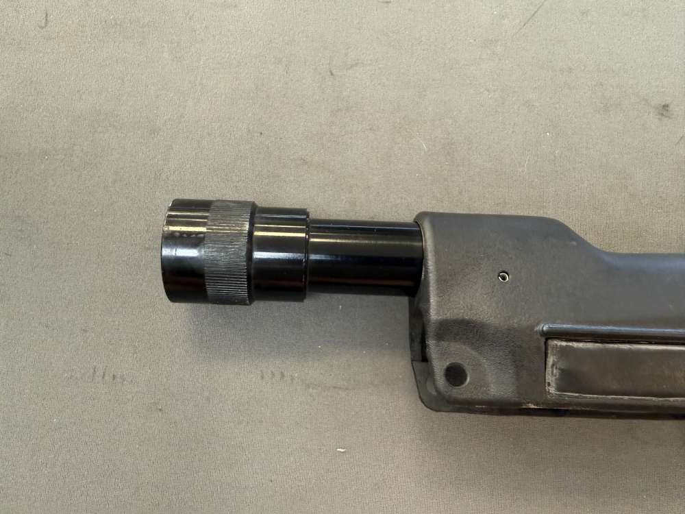Vintage H&K MP5 Surefire hand guard with button and pressure switch Retro-img-5