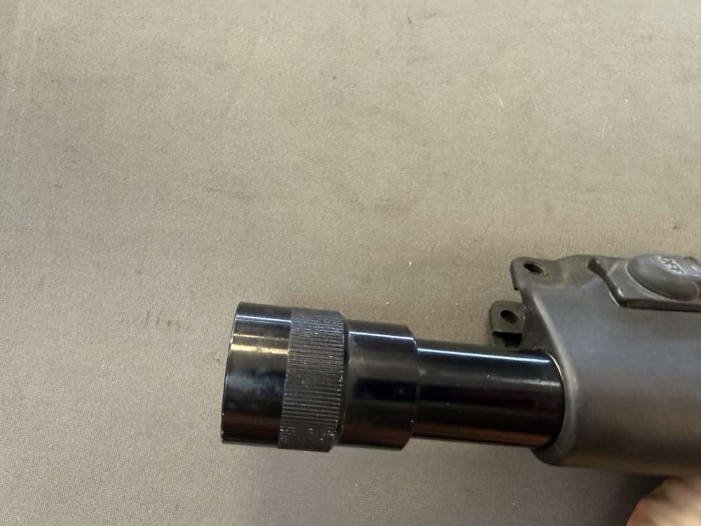 Vintage H&K MP5 Surefire hand guard with button and pressure switch Retro-img-4