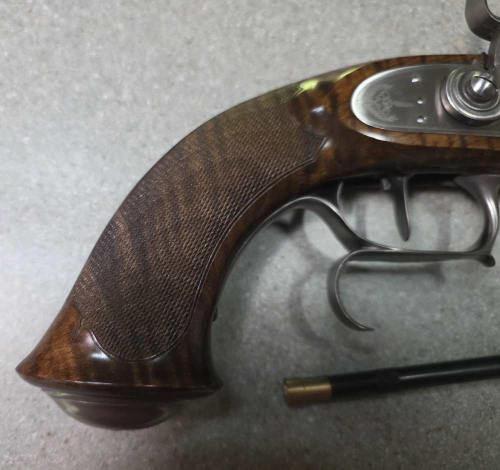 Pedersoli Le Page "Maple" Pistol percussion model-img-2