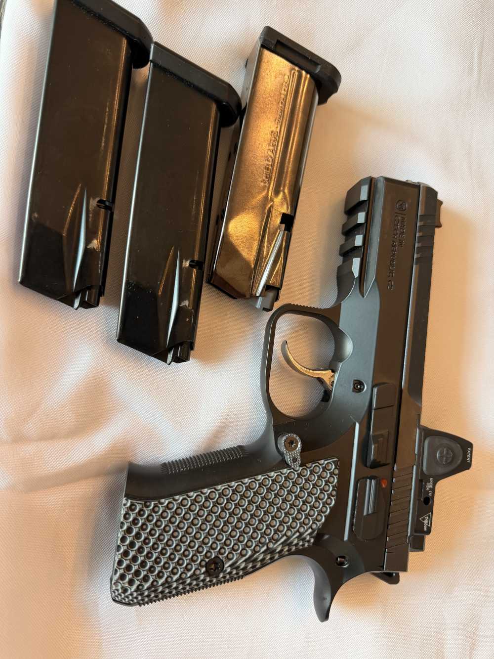 CZ Shadow 2 Compact-img-0