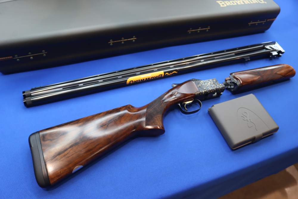 Browning 825 CITORI BELMONT SPORTING Shotgun 12GA HIGH GRADE 32" Deluxe O/U-img-91