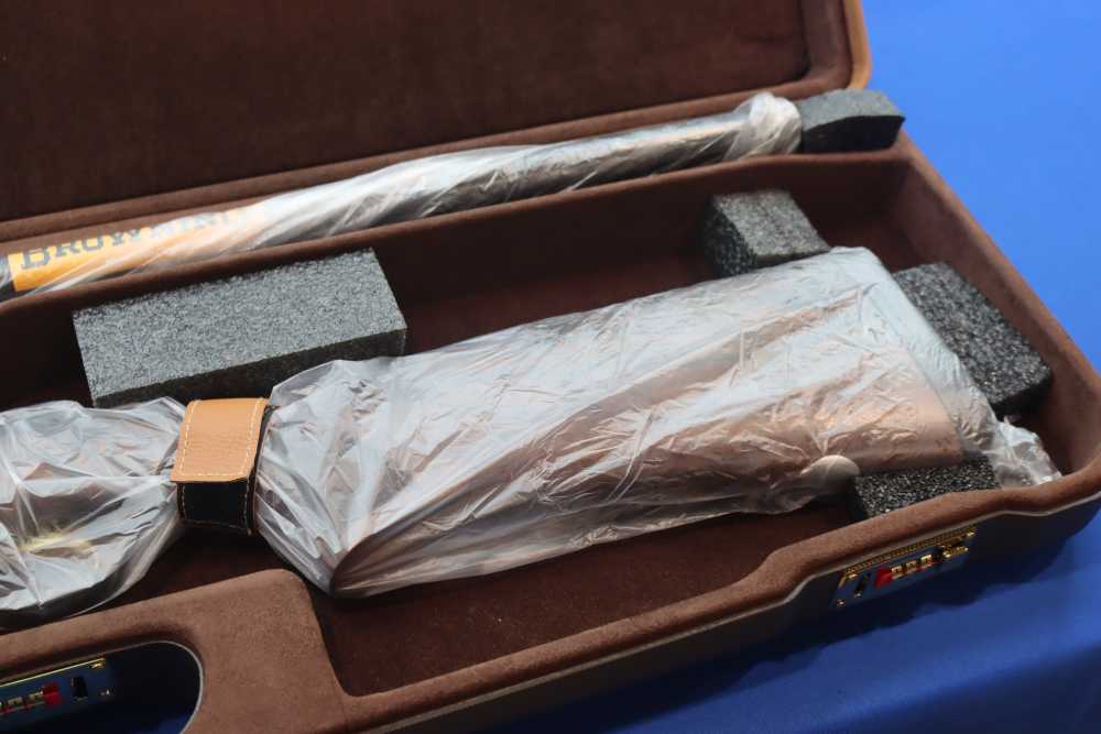 Browning 825 CITORI BELMONT SPORTING Shotgun 12GA HIGH GRADE 32" Deluxe O/U-img-95