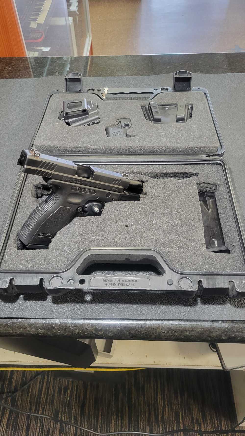 SPRINGFIELD XD-9 9MM PISTOL W/CASE-img-2