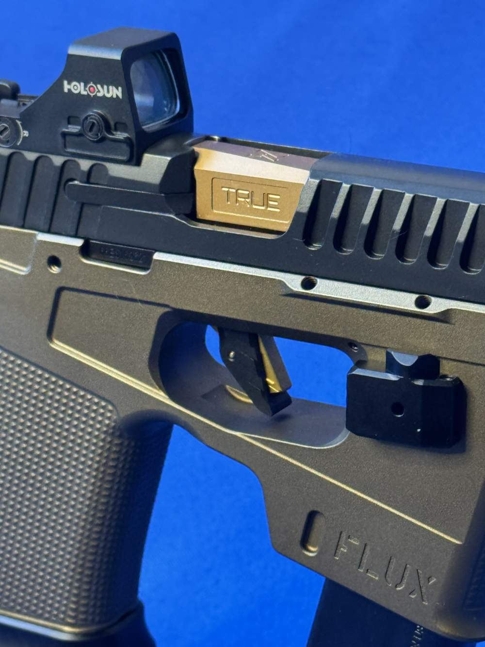 SIG P365 FUSE | FLUX Raider | 9MM | PDW Pistol | Threaded Barrel-img-10