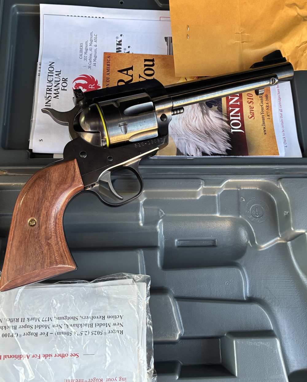 Ruger New Model Blackhawk FlatTop 44 Spl 5 1/2" Barrel Mint W/Box Made 2009-img-1