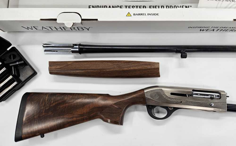 Weatherby ID22028MAG 18i Deluxe 20 ga 3" 4+1 28" VR Engraved Nickel Walnut -img-13