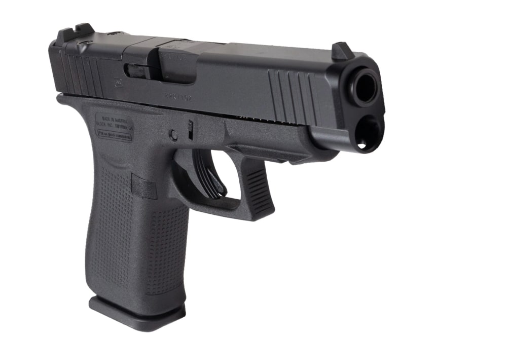 2 CONSECUTIVE S/N GLOCK G48 Gen5 MOS 9mm PA4850201FRMOS 4" Pistols & More! -img-0