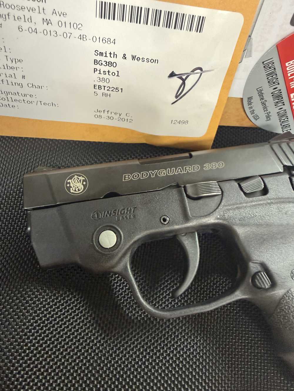 Smith & Wesson S&W Bodyguard 380 w/Laser & Box, Case, Manual, Lock -img-1