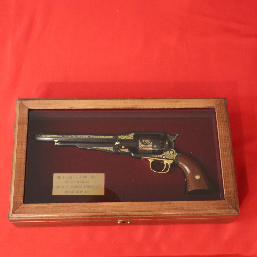  Buffalo Bills Wild West Show Uberti Remington Model 1858 Revolver .44 cal-img-0