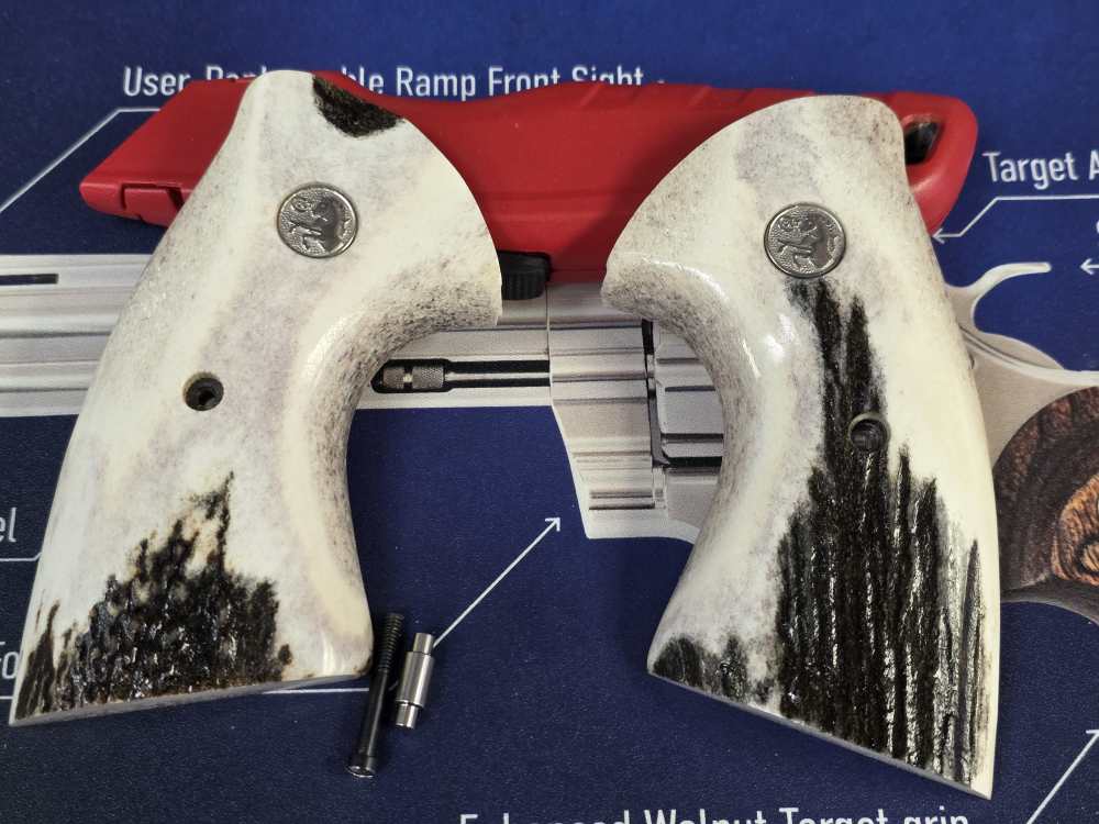 COLT PYTHON GENUINE ELK STAG GRIPS SILVER ANNIVERSARY MEDALLIONS  NIB-img-6