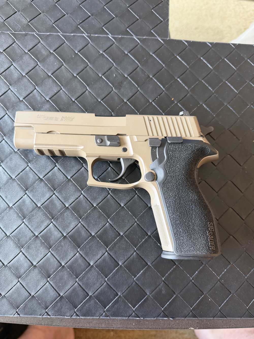 Sig Sauer P227R-img-1