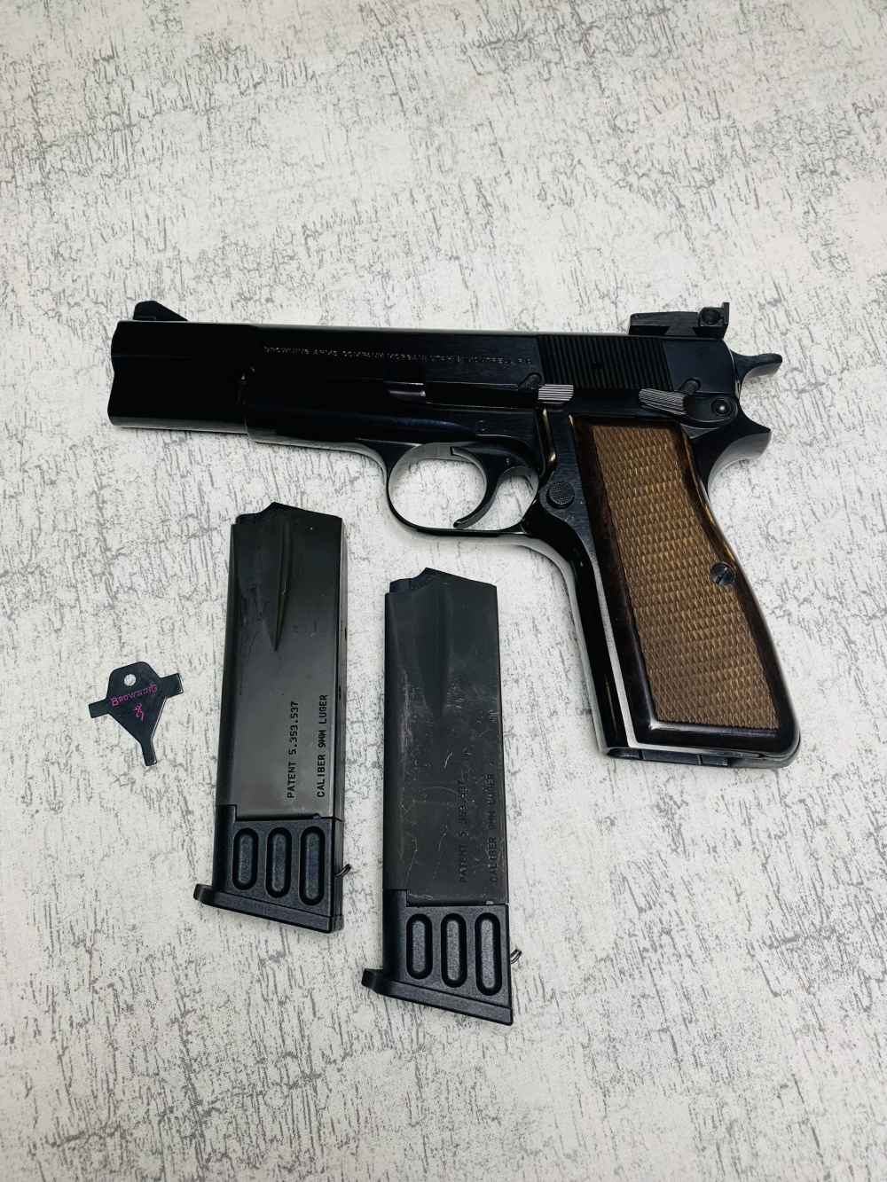 1995 Browning Hi-Power 99% NIB 9mm Luger Blue  TIMELESS BELGIAN HIGH POWER-img-7